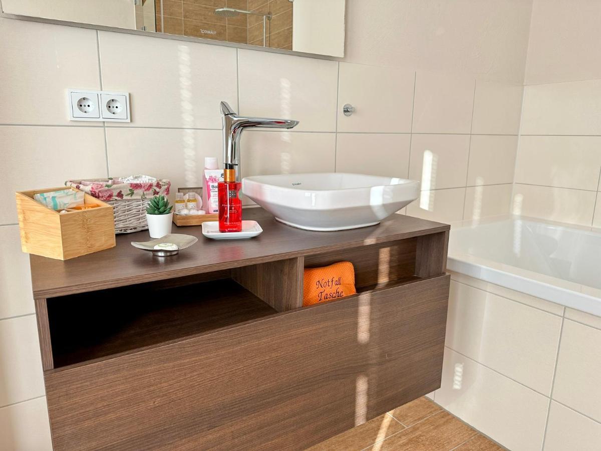 Apartement Am Schloss Pillnitz Dresden Buitenkant foto
